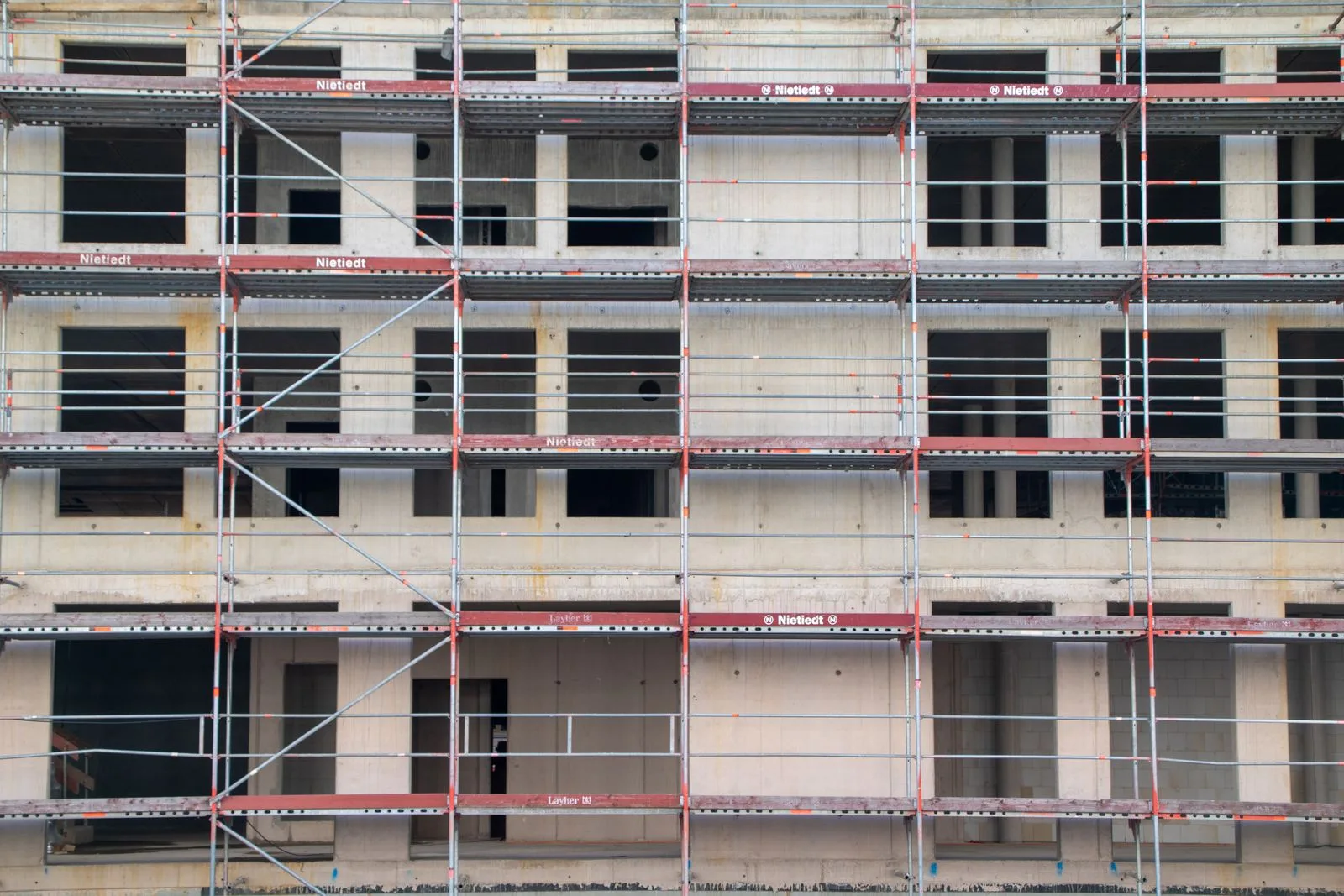 Gerüstbau: Gerüst · Sicherung · Rückbau